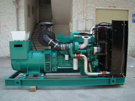 下陆1100kw康明斯柴油发电机组图片 下陆1100kw康明斯柴油发电机组图片